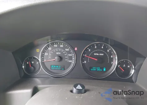 2006 Jeep Commander z USA, uszkodzony, nr VIN 1J8HG48K76C273769